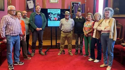 Hern&aacute;n Pel&aacute;ez, Carmen Men&eacute;ndez, Miguel Castiello, Alejandro Vega, Alfonso Vega, Roberto Carneado, Roberta Fern&aacute;ndez, Bego&ntilde;a Acevedo y Charo &Aacute;lvarez.