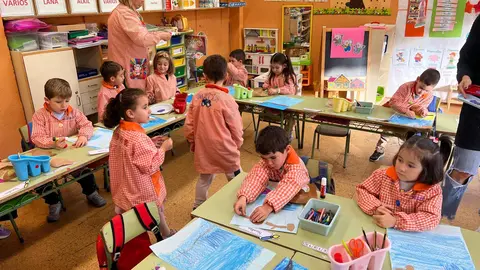 Los alumnos del CP Santa B&aacute;rbara trabajaron hoy con la figura dela pintora Maruja Mallo