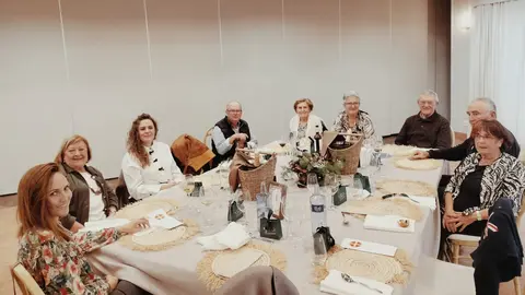 Algunos de los comensales que asistieron a la celebraci&oacute;n