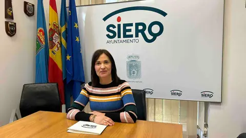 La concejala de Pol&iacute;ticas sociales de SIero, Mar&iacute;a Jos&eacute; Fern&aacute;ndez