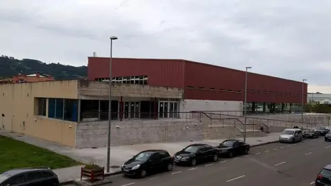 Piscina Municipal de Villaviciosa