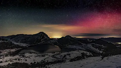 aurora-boreal-lagos-covadonga-01