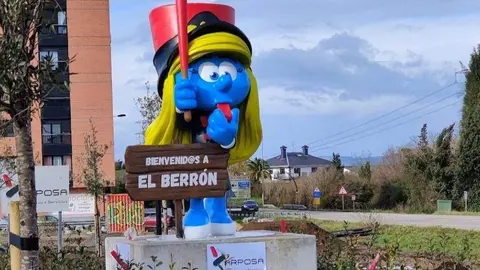 Desde hoy, Pitufina Ferroviaria da la bienvenida al Berr&oacute;n.