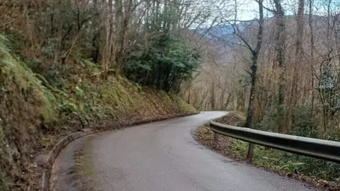 campana-limpieza-carreteras-cangas-onis
