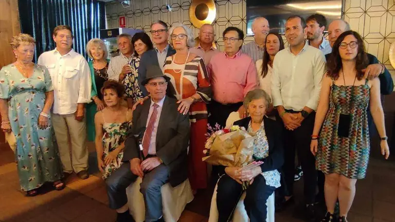 fiesta-socio-hogar-bella-vista-cangas-onis-13