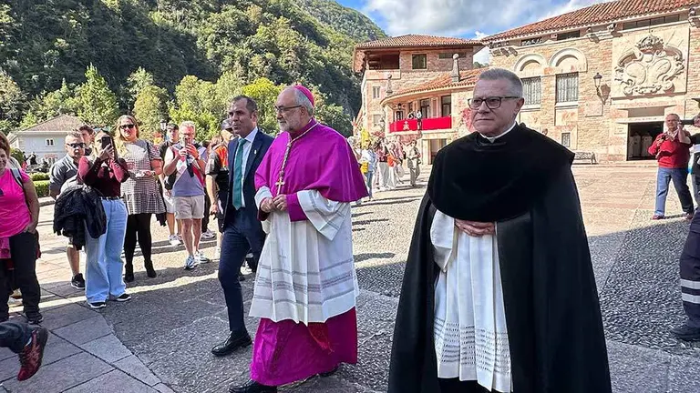 dia-asturias-covadonga-2024-043