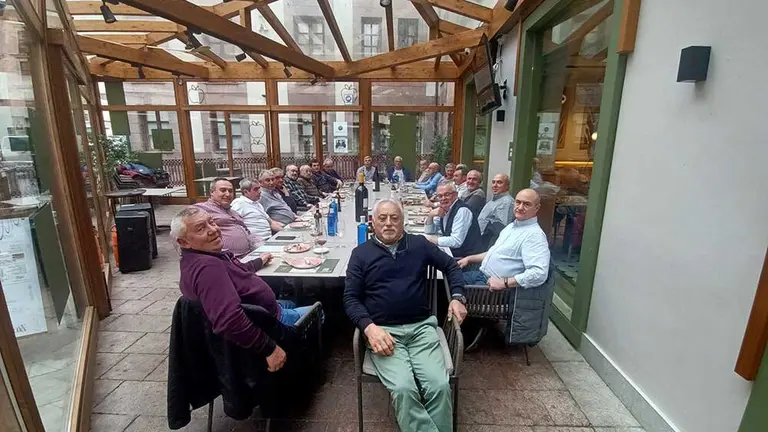 comida-camareros-cangas-onis-03