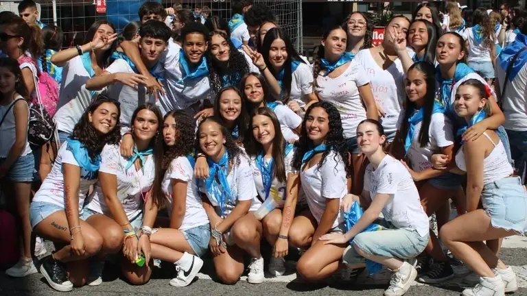 Miles de personas participaron en la Romer&iacute;a de El Carm&iacute;n de La Pola