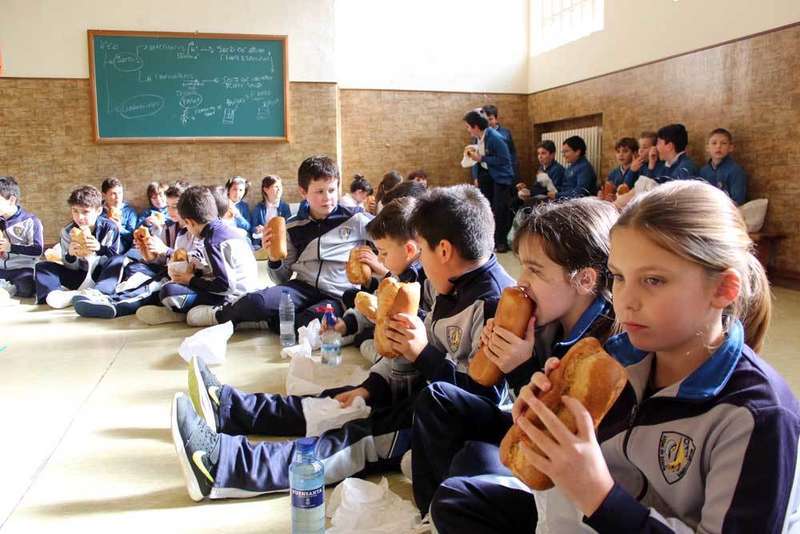 bocatas-manos-unidas-nore&ntilde;a