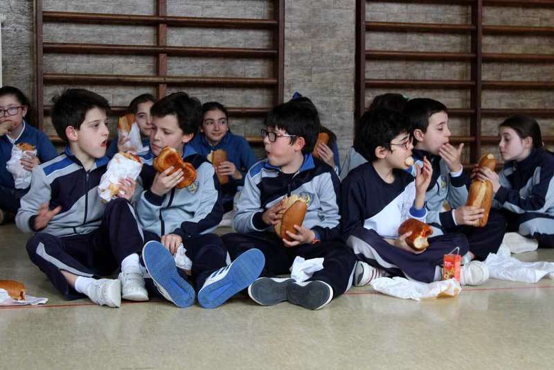 bocatas-nore&ntilde;a-manos-unidas