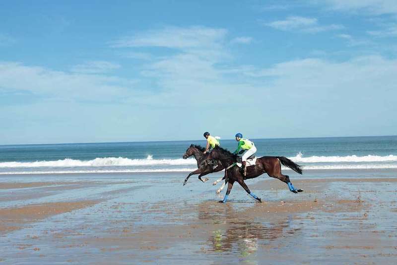 carrera-caballos-playa-ribadesella
