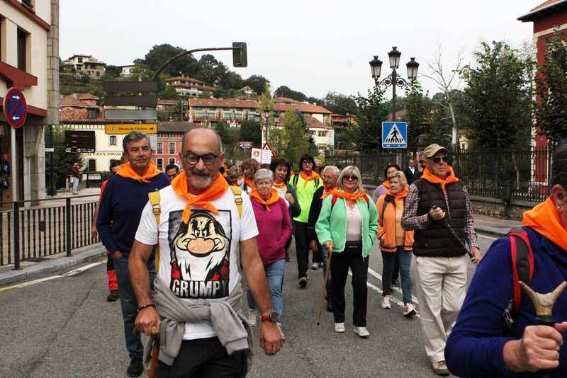 caminata-solidaria-covadonga