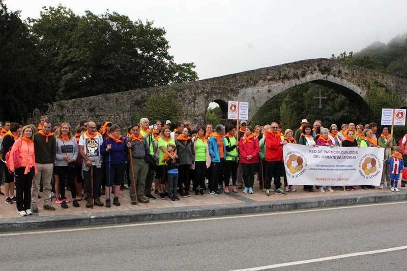 caminata-solidaria-cangas