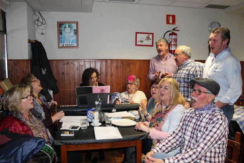 cantares-chigre-nore&ntilde;a-grupo