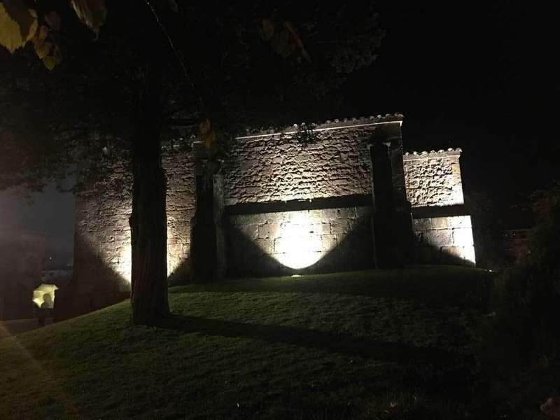 edp ilumina capilla santa cruz