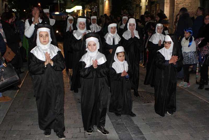 monjas-carnaval-llanes