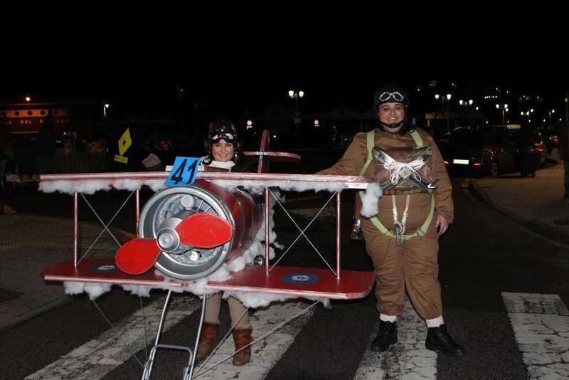 carnaval-ribadesella-volando