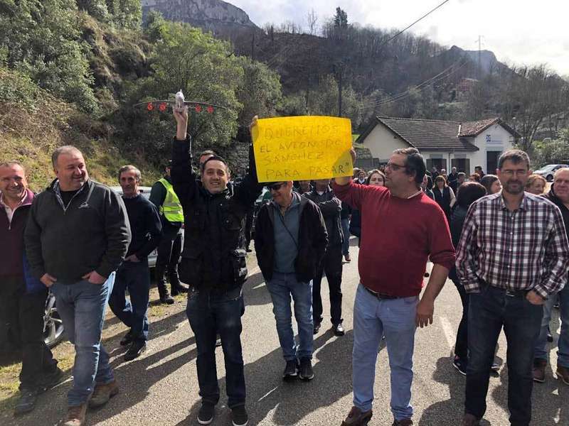 corte-carretera-campurriondi