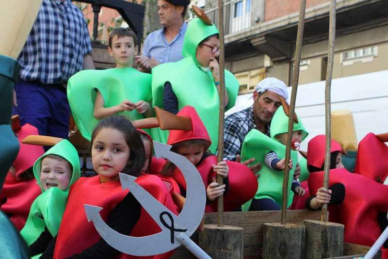 desfile-infiesto-piraguas