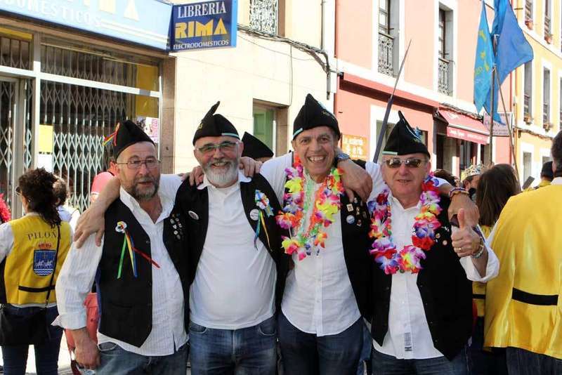 desfile-infiesto-piraguas