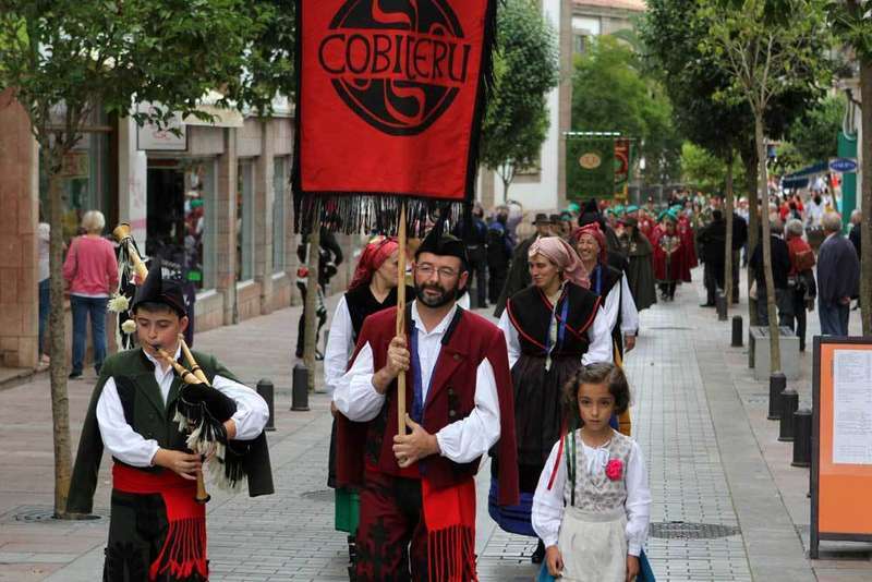 cobijeru-folclore-astur-cantabro