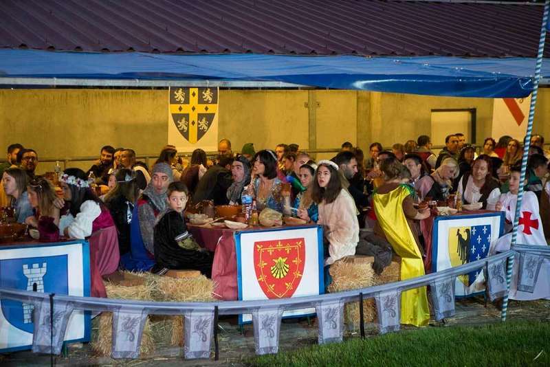 exconxuraos-cena-medieval