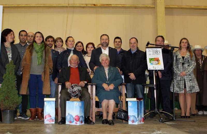 foto autoridade en la feria de les fabes de colunga