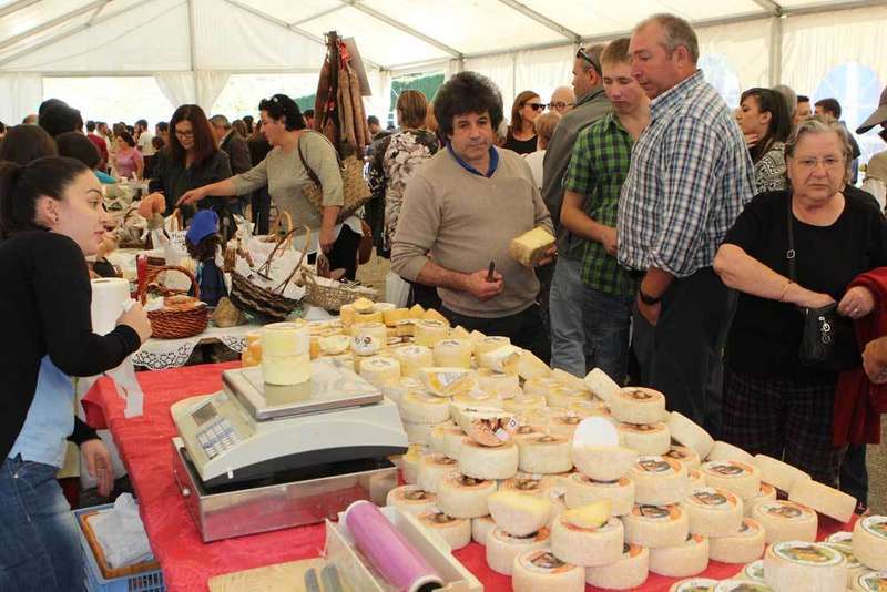 feria oseja de sajambre queso de los beyos