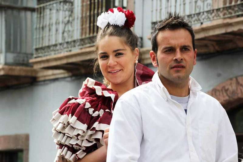 feria-abril-infiesto-desfile