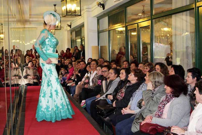 feria-bodas-parador-cangas-desfile-fiesta