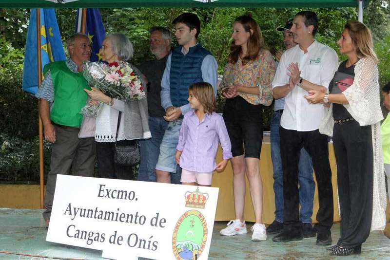 homenaje-davizu-horreo