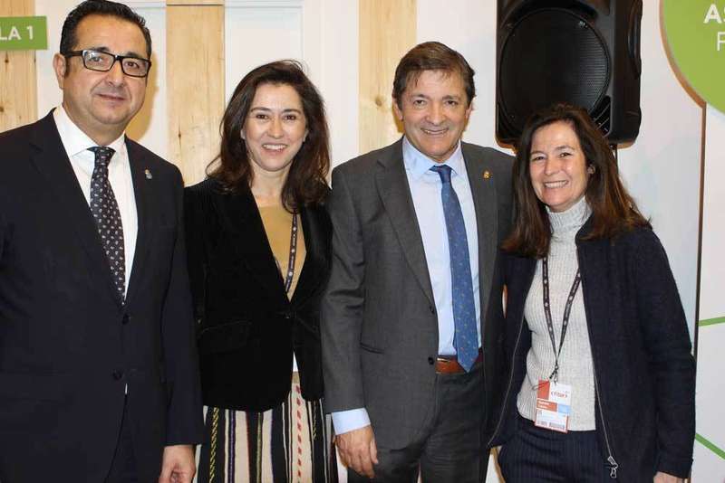 angeles alarc&oacute;, presidenta de paradores en fitur