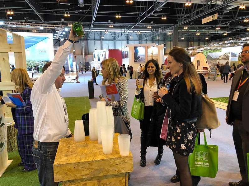 fitur-stand-asturias-sidra