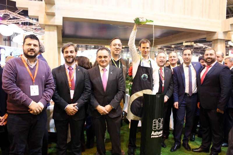 fitur-sidra-escanciando