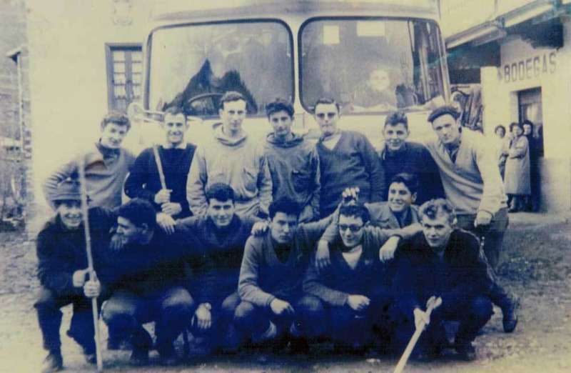 grupo-pe&ntilde;a-santa