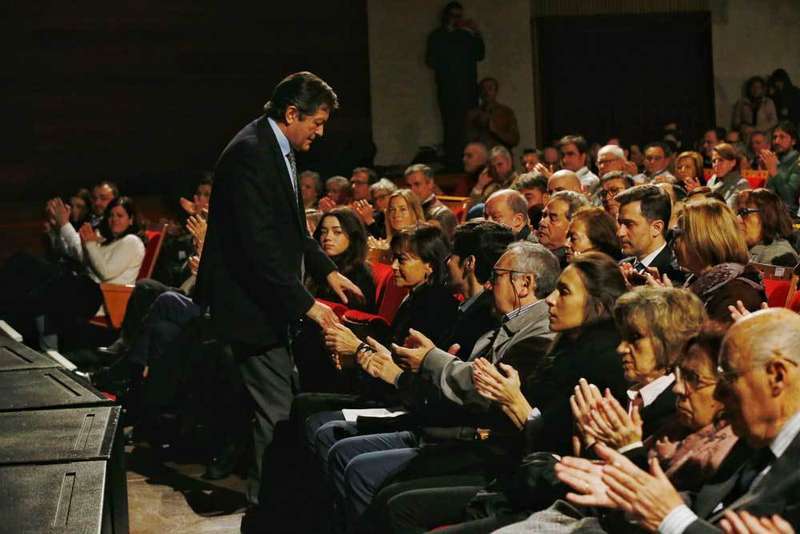 homenaje-tini-areces-laboral