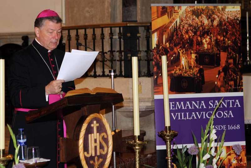 martinez-camino-pregon-semana-santa-villaviciosa