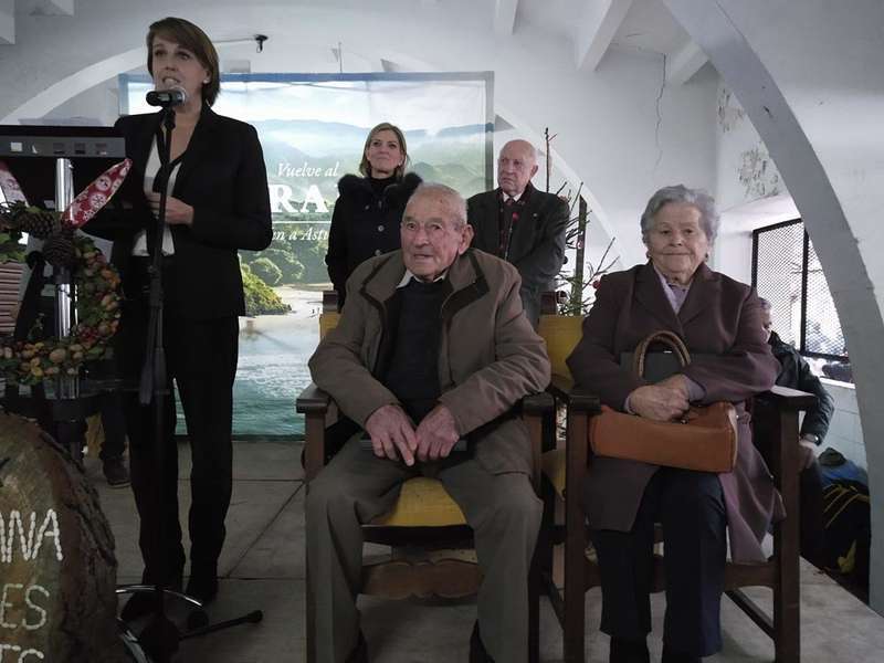 paisanos-sandra-colunga