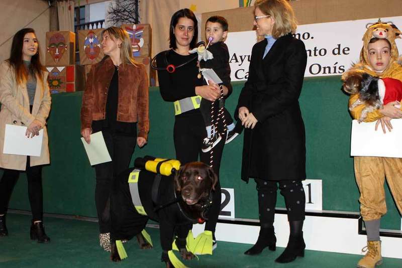 carnaval-mascotas-cangas-2020-03