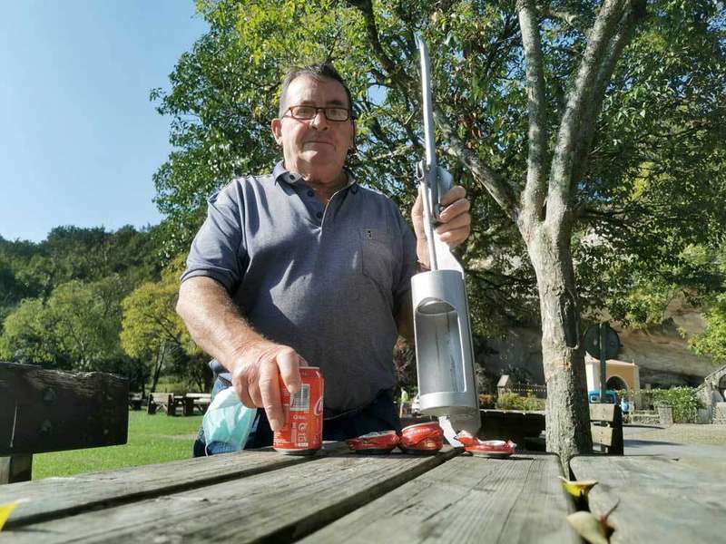 candido-costales-aplastabotes