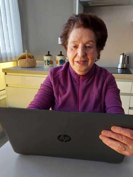 afra-bimenes-rompiendo-distancias