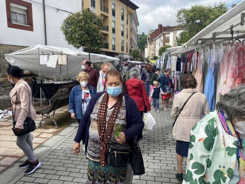 mascarilla-calle-covid-09