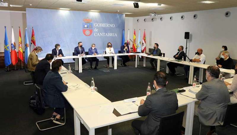 reunion-lobo-cantabria