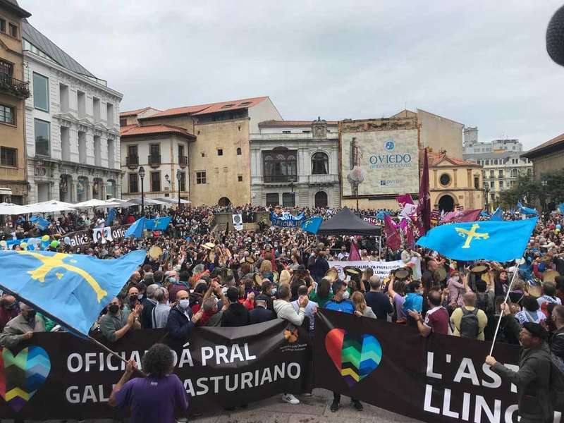 manifestacion-oficialida-02