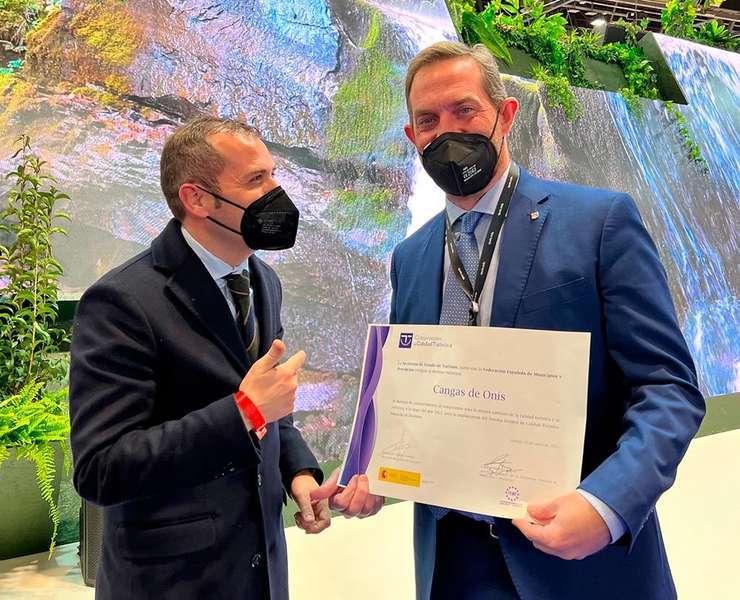 alcalde-cangas-onis-secretario-estado-turismo