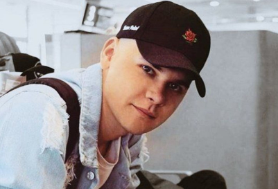 Bizarrap sin gafas muestra la cara