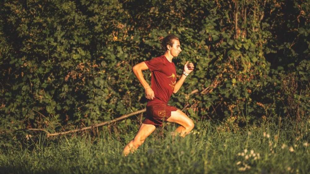 diego-menendez-asics-pilona