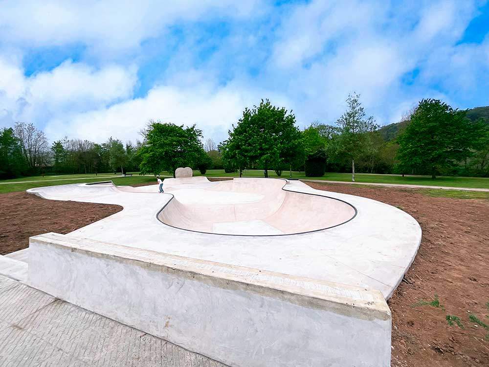 APPLE-SKATEPARK-DE-VILLAVICIOSA-(4)