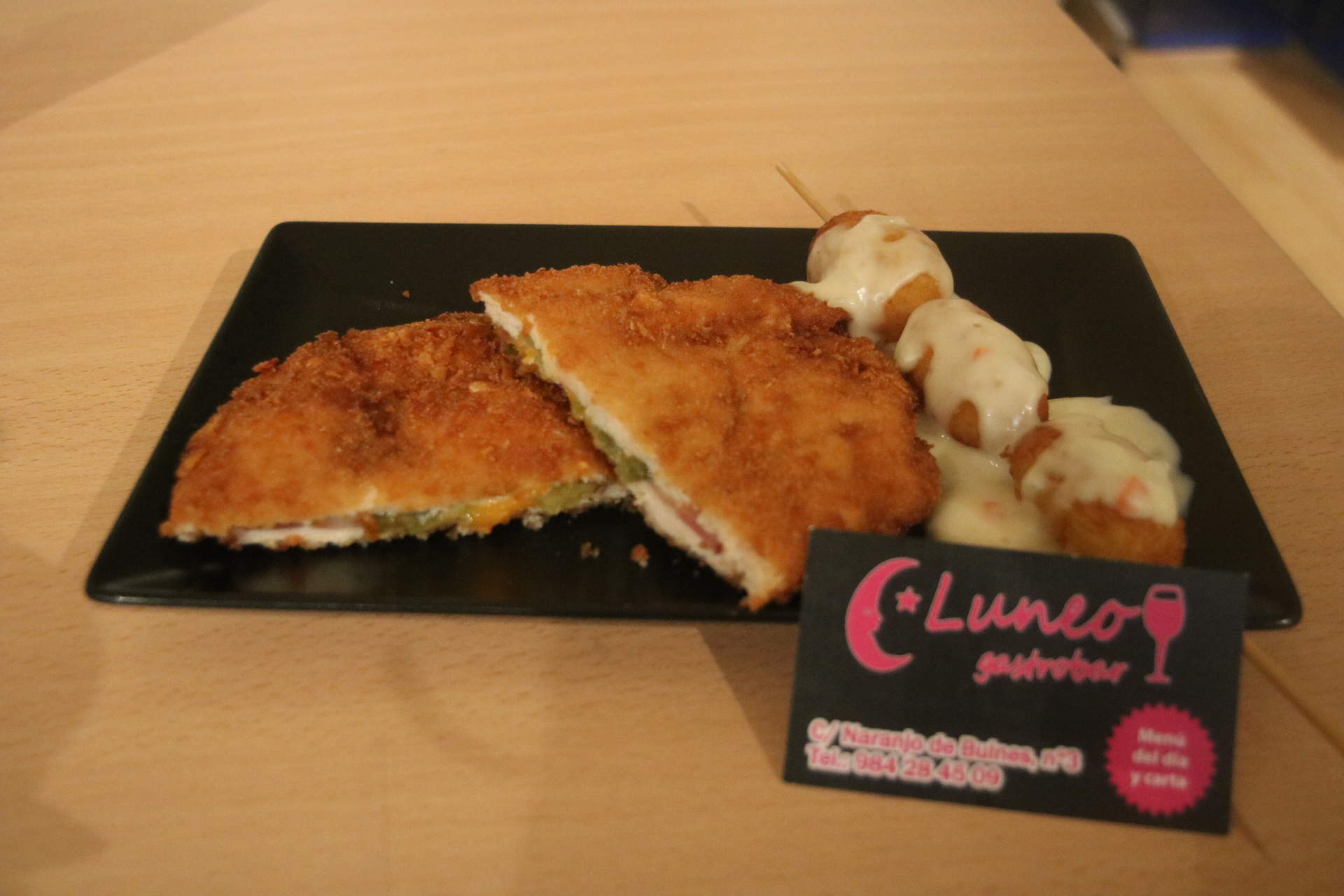 Cachopín de corral, del Luneo Gastrobar, de Lugo