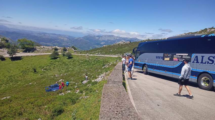 accidente-coche-lagos-covadonga